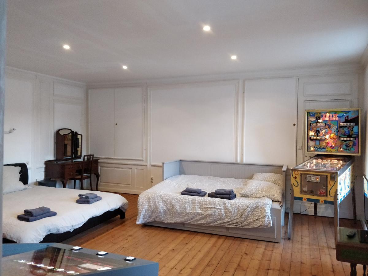 Chateau De Seurre - No Boring People Please - O6-Io-66-95-83 Bed & Breakfast Exterior photo